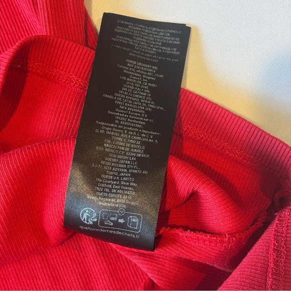 GUESS Women’s Ribbed Short Sleeve Red T-Shirt w/ Scoop/Round Neck Like New Large - Picture 6 of 11